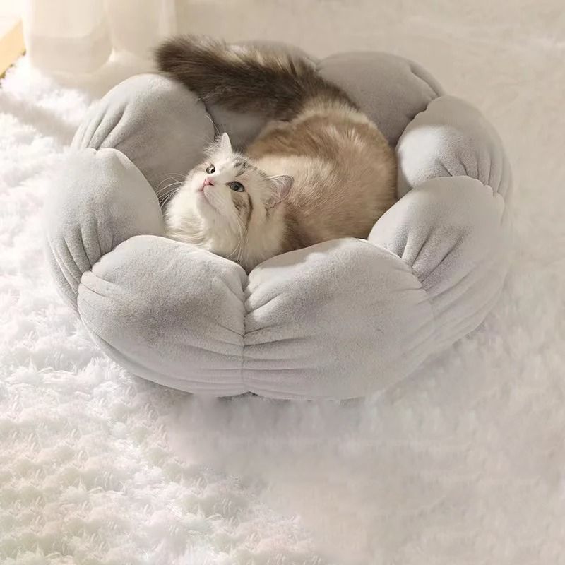 Coussin pour Chat en Forme de Fleur Auto-chauffant Lavable et Universel pour Toutes les Saisons