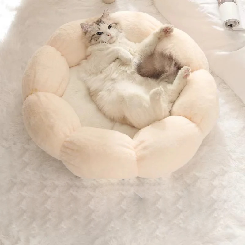 Coussin pour Chat en Forme de Fleur Auto-chauffant Lavable et Universel pour Toutes les Saisons
