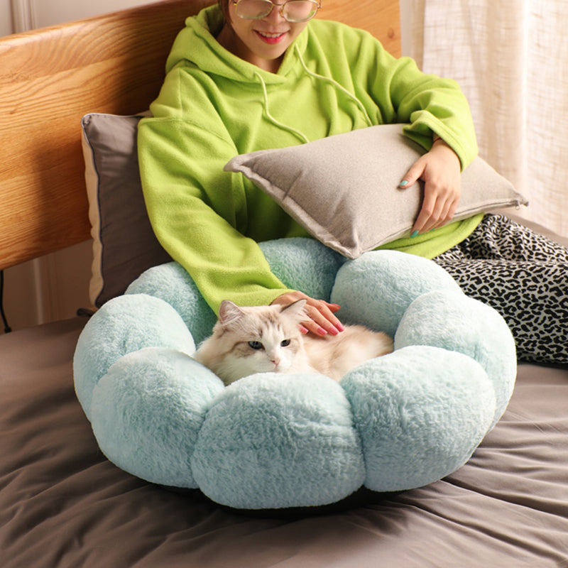 Coussin pour Chat en Forme de Fleur Auto-chauffant Lavable et Universel pour Toutes les Saisons