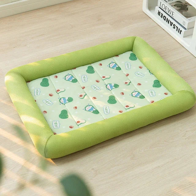 Tapis Auto-refroidissant pour Animaux de Compagnie en Polyester Rafraîchissant, Facile à Nettoyer et Portable