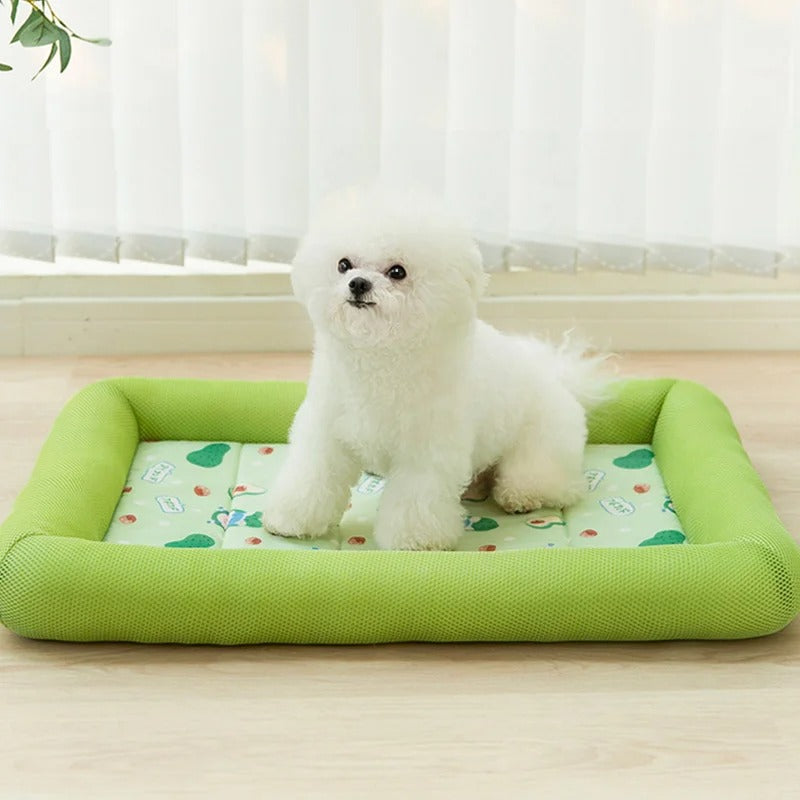 Tapis Auto-refroidissant pour Animaux de Compagnie en Polyester Rafraîchissant, Facile à Nettoyer et Portable